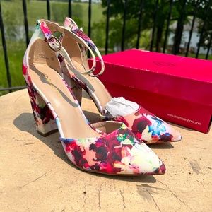 Dream Pairs Floral Block Heels